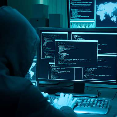 Cyber-Versicherung - keine Chance dem Hacker. Mit Versicherungsrechner